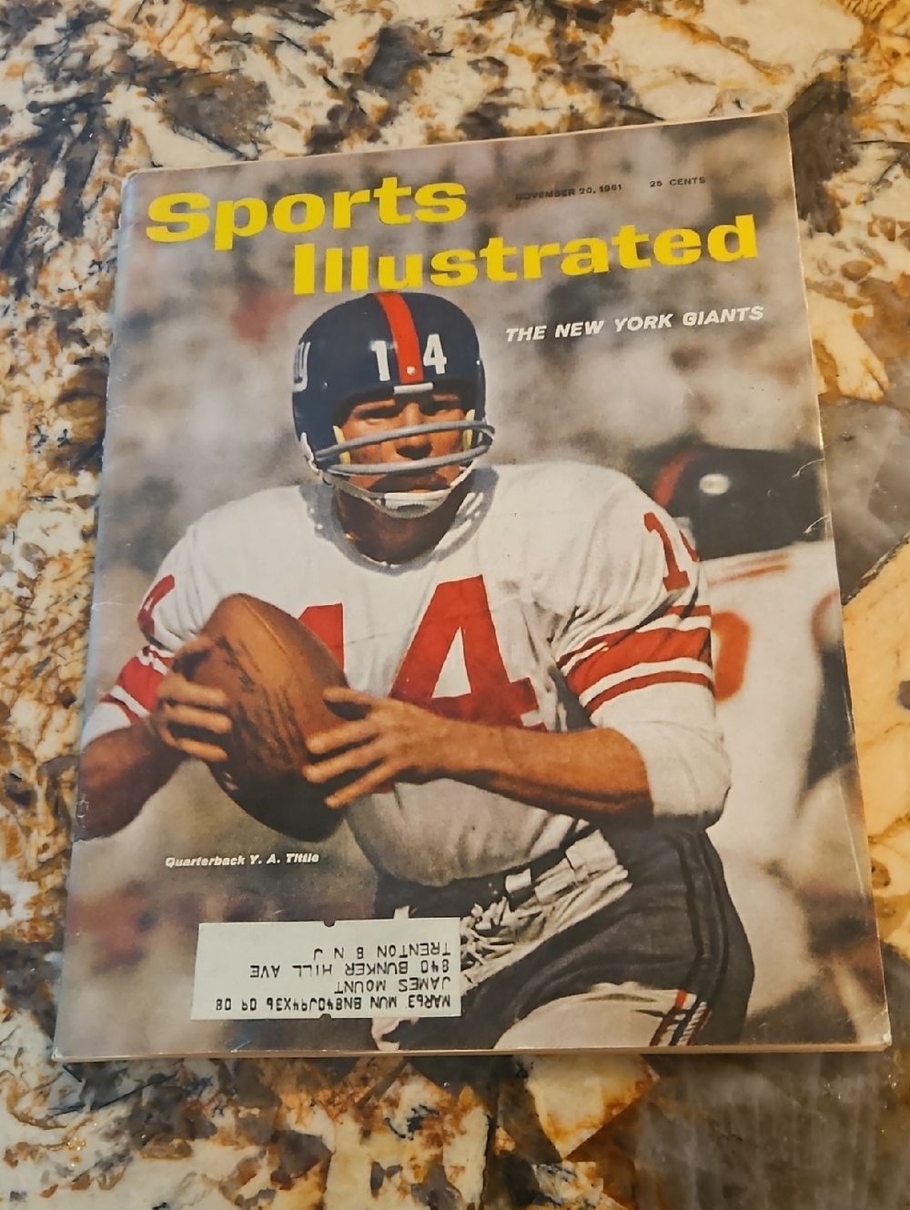 Sports Illustrated Nov. 20, 1961 The New York Giants. Q.B. Y.A. Tittle.
